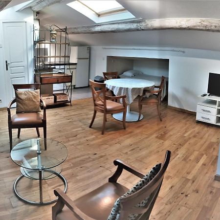 Saëns 7-T2 avec garage privé optionnel-Centre historique et plages à 16km ! Béziers Esterno foto